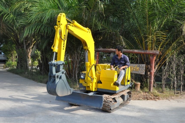 ลดกระหน่ำ!!ขายแบคโฮ YANMAR PC20 เดิมจากญี่ปุ่น ทำงานสมบูรณ์ทุกระบบ รับรองไม่ผิดหวัง 135,000 เท่านั้น!!