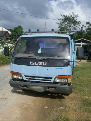 รถอีซูซู 6 ล้อดั้ม NPR 120 แรงม้า.    สนใจติดต่อ  081 - 6079515