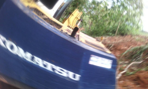 ขายรถแบคโฮ KOMATSU PC120-5 ราคา 600000