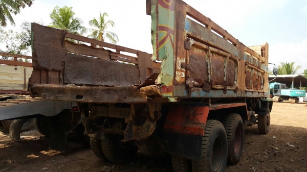 ขายด่วน 10ล้อ ISUZU ROCKY175 10ล้อ2เพลาดั้ม ช่วงล่าง195 เครื่องเกียร์ดี มีชโลร์อินเตอร์ เอกสารพร้อมโอน