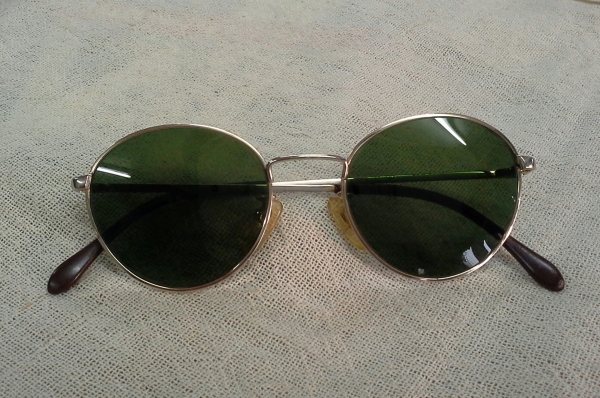 แว่นตาคลาสสิคทรงหยดน้ำ YOUNG Charmant made in Japan