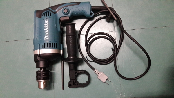 ขายสว่านMakita HP1630 710W งานใหม่อุปกรณ์ครบพร้อมใบรับประกัน ขายสว่านMakita HP1630 710W งานใหม่อุปกรณ์ครบพร้อมใบรับประกัน