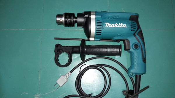 ขายสว่านMakita HP1630 710W งานใหม่อุปกรณ์ครบพร้อมใบรับประกัน