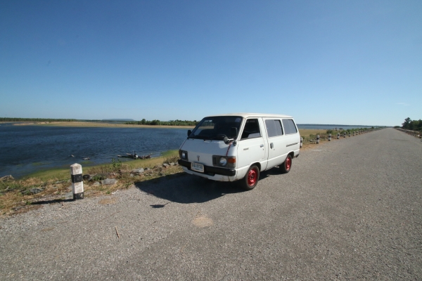 ขายรถตู้เล็กliteace