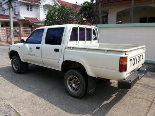 TOYOTA มือ 1 YN 106 คานแข็งแท้ 4 WD เบนซินโรงงาน เครื่อง 4 Y แน่น คัสซีสวยเดิม