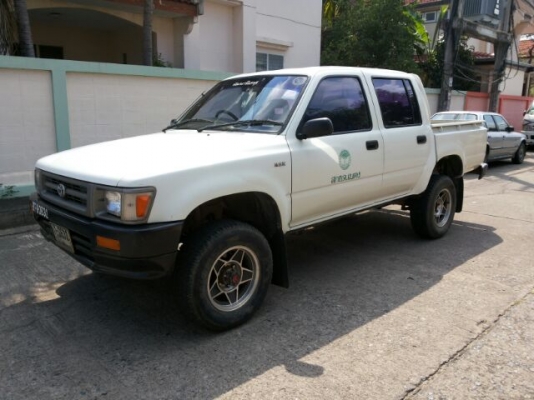 TOYOTA มือ 1 YN 106 คานแข็งแท้ 4 WD เบนซินโรงงาน เครื่อง 4 Y แน่น คัสซีสวยเดิม