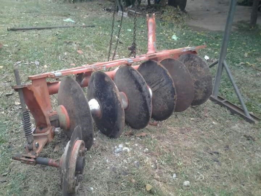 ตราช้างใบ22ติดรถ45 47 ตราช้างใบ22ติดรถ45 47