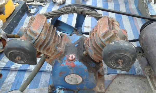 หัวปั้มลม+มอเตอร์เป่าน้ำบาดาล