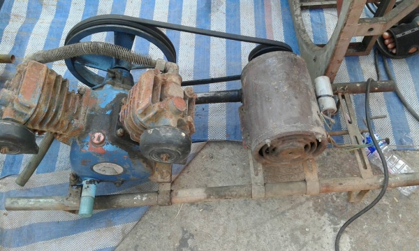 หัวปั้มลม+มอเตอร์เป่าน้ำบาดาล