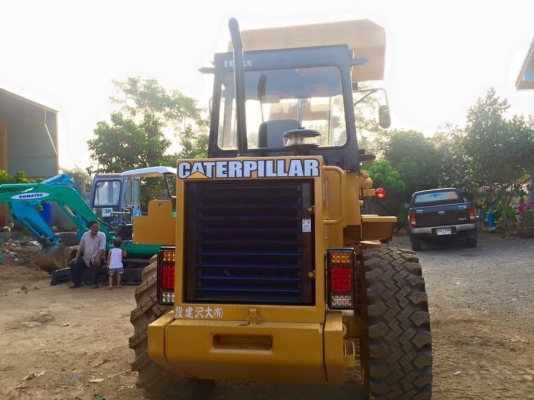 ขายรถตัก ยอดนิยม CATERPILLAR (910E)  ระบบไว เครื่องดี ทำงานเร็ว ยางสวย100\% ระบบไฟฟ้าใช้ได้ทุกจุด. รถพร้อมใช้งาน
