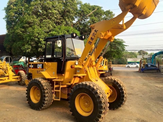 ขายรถตัก ยอดนิยม CATERPILLAR (910E)  ระบบไว เครื่องดี ทำงานเร็ว ยางสวย100\% ระบบไฟฟ้าใช้ได้ทุกจุด. รถพร้อมใช้งาน