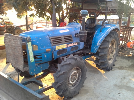 ขาย CHAMP ME 4242 4wD สวยๆ เดิมๆ คับ เครือง เกียร์ ดีคับ