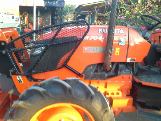 ขาย แทรกเตอร์ KUBOTA M7040 ถูกๆ สวยๆ
