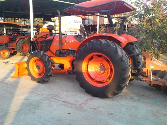 ขาย แทรกเตอร์ KUBOTA M7040 ถูกๆ สวยๆ