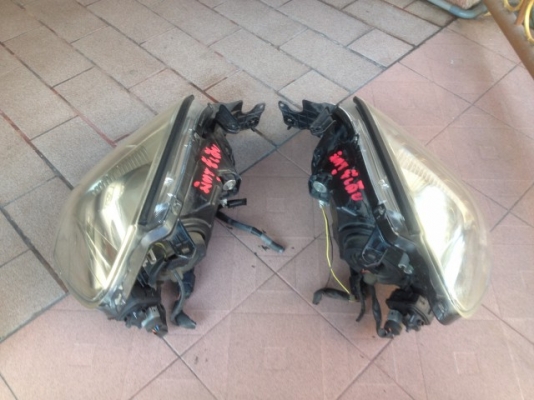 ไฟหน้ามิตซู ซีเดีย เก่าญี่ปุ่นเเท้สภาพสวยใสคู่ละ