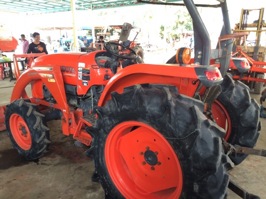 ขาย แทรกเตอร์ KUBOTA L4708 ถูกๆ สวยๆ เครื่องดี เกียร์ดีคับ สีเดิมๆ
