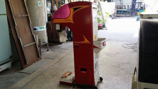 เครื่องชั่งพร้อมคัดแยกเมล็ด YANMAR รุ่น KR2300 (2)  เก่าญี่ปุ่น สภาพสวย เครื่องพร้อมใช้งาน