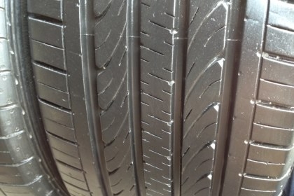 ยางGOODYEAR 205 55R16  ปี2015 สภาพสวยมากๆ ดอกเยอะมากๆถูกมากๆๆ