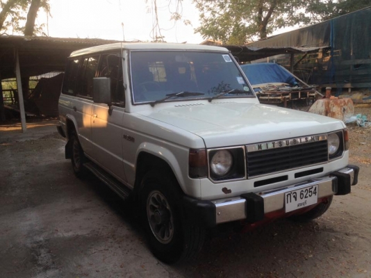 ขายรถปาจีโร่ รถสภาพสวยงาม ใช้งานอยู่ ขายรถปาจีโร่ รถสภาพสวยงาม ใช้งานอยู่