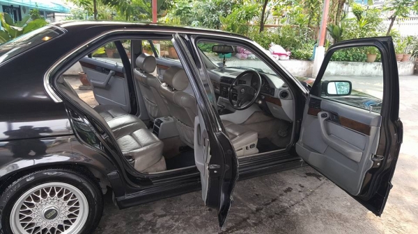 ขออนุญาติขาย BMW 525i E34 BIG NOSE สภาพสวย ออกค่าโอนให้ครบ