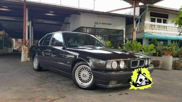 ขออนุญาติขาย BMW 525i E34 BIG NOSE สภาพสวย ออกค่าโอนให้ครบ