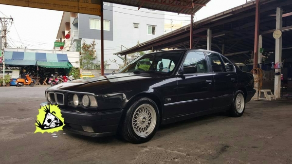 ขออนุญาติขาย BMW 525i E34 BIG NOSE สภาพสวย ออกค่าโอนให้ครบ
