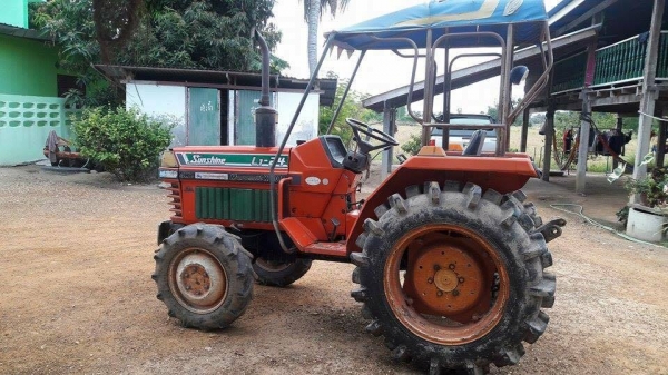 ขายรถไถ รุ่น L1 24 คูโบต้า รถพร้อมใช้งาน ขายรถไถ รุ่น L1 24 คูโบต้า รถพร้อมใช้งาน