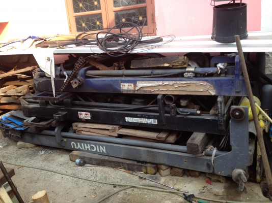 ขายเสารถยก