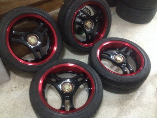ล้อเเท้ ADVAN RACING 17กว้าง8นิ้วอ๊อฟ35 4รู114เก่าญี่ปุ่นสีเดิมๆสภาพสวยๆ ล้อเเท้ ADVAN RACING 17กว้าง8นิ้วอ๊อฟ35 4รู114เก่าญี่ปุ่นสีเดิมๆสภาพสวยๆ