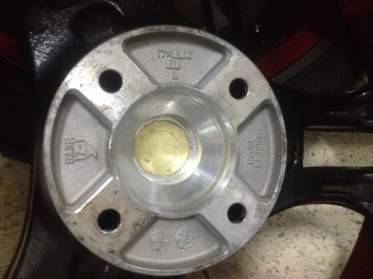 ล้อเเท้ ADVAN RACING 17กว้าง8นิ้วอ๊อฟ35 4รู114เก่าญี่ปุ่นสีเดิมๆสภาพสวยๆ ล้อเเท้ ADVAN RACING 17กว้าง8นิ้วอ๊อฟ35 4รู114เก่าญี่ปุ่นสีเดิมๆสภาพสวยๆ