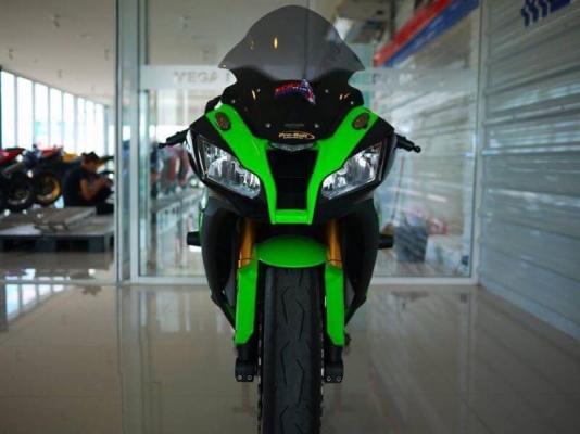 ขาย Kawasaki Zx10 ปี 2014 สภาพนางฟ้า พร้อมทะเบียนแท้ รถสวยมาก