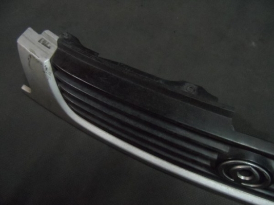 ขาย กระจังหน้า มาสด้า นิว ซีดาน MAZDA NEW SEDAN  อะไหล่รถยนต์ มือสอง