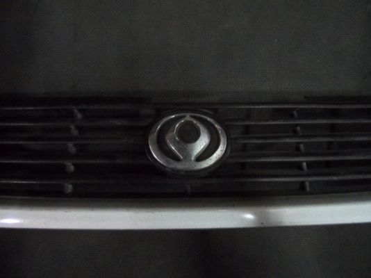 ขาย กระจังหน้า มาสด้า นิว ซีดาน MAZDA NEW SEDAN  อะไหล่รถยนต์ มือสอง