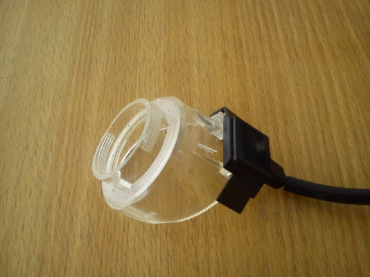 ไฟรูกุญแจ ของรถTOYOTA ตัวนอก