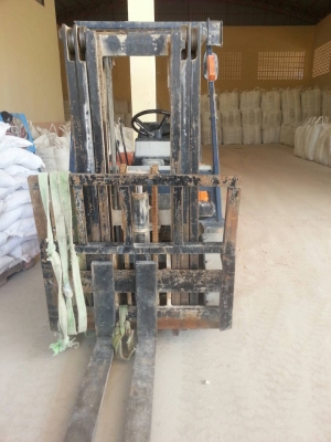 รถยกโตโยต้ารุ่น 5 เสาสูง 4.50 เมตร เครื่องดีเซล เกียร์ธรรมดา รถยกโตโยต้ารุ่น 5 เสาสูง 4.50 เมตร เครื่องดีเซล เกียร์ธรรมดา