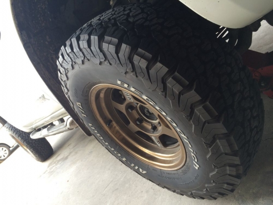 มือ2 BF Goodrich All-Terrain KO2 265 75 r16 ปี15