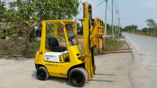 ขายด่วนรถยก TOYOTA 4FGยก1.5ตันเสาสูง3เมตรงากะดกได้รถนอกยังไม่เคยใช้งานในเมืองไทยเลย=รุ่นใหม่ขายถูกๆๆ ขายด่วนรถยก TOYOTA 4FGยก1.5ตันเสาสูง3เมตรงากะดกได้รถนอกยังไม่เคยใช้งานในเมืองไทยเลย=รุ่นใหม่ขายถูกๆๆ