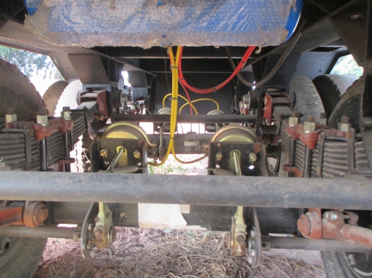 หางพ่วง 3เพลา ไม่ดั้ม สีขาว พร้อมใช้งาน