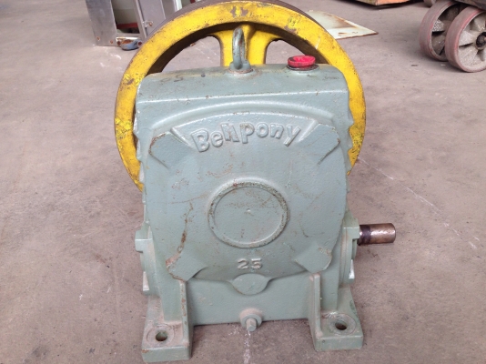 ขายหัวเกียร์ทดรอบ Bellpony เบอร์ 100 อัตราทด 1:50 สภาพสวย หมุนนิ่ม พร้อมใช้งาน