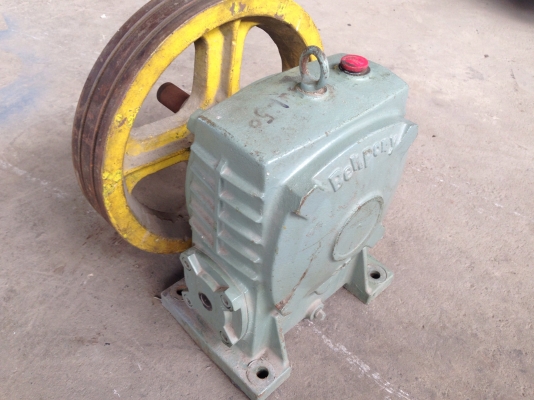 ขายหัวเกียร์ทดรอบ Bellpony เบอร์ 100 อัตราทด 1:50 สภาพสวย หมุนนิ่ม พร้อมใช้งาน