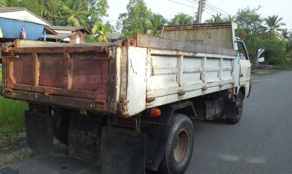 รถบรรทุก ISUZU 6 ล้อ ดัมพ์ รุ่น TL45DL กะบะดั๊มยาว 3.65 เมตร 85 แรงม้า