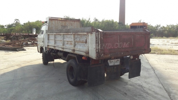 รถบรรทุก ISUZU 6 ล้อ ดัมพ์ รุ่น TL45DL กะบะดั๊มยาว 3.65 เมตร 85 แรงม้า