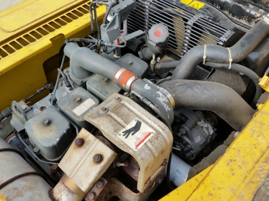 ขาย รถแบคโฮ ยีห้อ KOMASU PC130-6K รถเก่านอกแท้ ไม่เคยผ่านการใช้งานในไทยมาก่อน ขาย รถแบคโฮ ยีห้อ KOMASU PC130-6K รถเก่านอกแท้ ไม่เคยผ่านการใช้งานในไทยมาก่อน