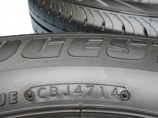 ล้อแม็ก Hilux Revo ขอบ 17 พร้อมยาง Bridgestone Dueler 265 65 17 ผลิตปี 2012 เทิร์นได้ ใส่ฟรีค่ะ