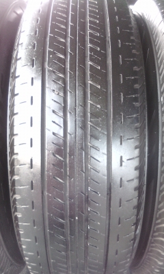 ขายยางบริดสโตน  215/70/15 ปี 14