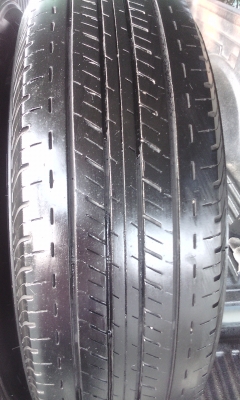 ขายยางบริดสโตน  215/70/15 ปี 14