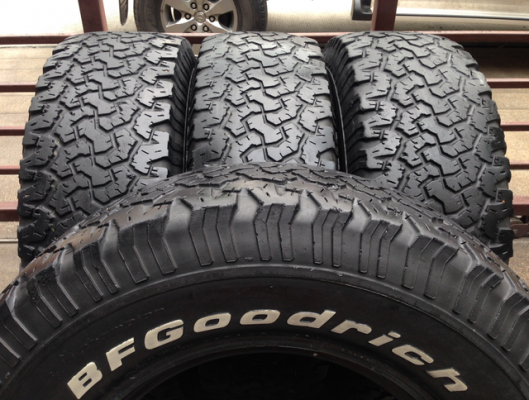 ยาง All BF goodrich 265 75 16 ดอกดีไม่มีปะ พร้อมใช้งาน ราคาไม่แพง