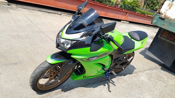 Ninja250 2013 วิ่งน้อย Special edition สภาพสวย ไม่ล้มไม่ชน