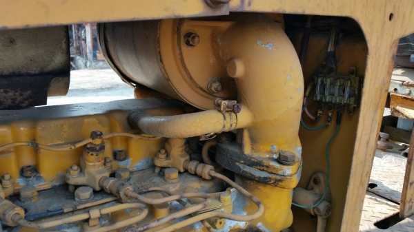 ขายด่วนรถแทรกเตอร์KOMATSU ดี2-3รถนอกเพิ่งนำเข้ามายังไม่เคยใช้งานในเมืองไทยเลย ขายด่วนรถแทรกเตอร์KOMATSU ดี2-3รถนอกเพิ่งนำเข้ามายังไม่เคยใช้งานในเมืองไทยเลย