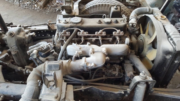 ขาย รถโม่ปูน 2.5 คิว 6 ล้อ ISUZU NKR ไม่มีทะเบียน เครื่อง 4BE1 110 แรงม้า คัสซีสวยตลอดเส้น ปั้มล่างเสียให้ไปซ่อมเองครับ